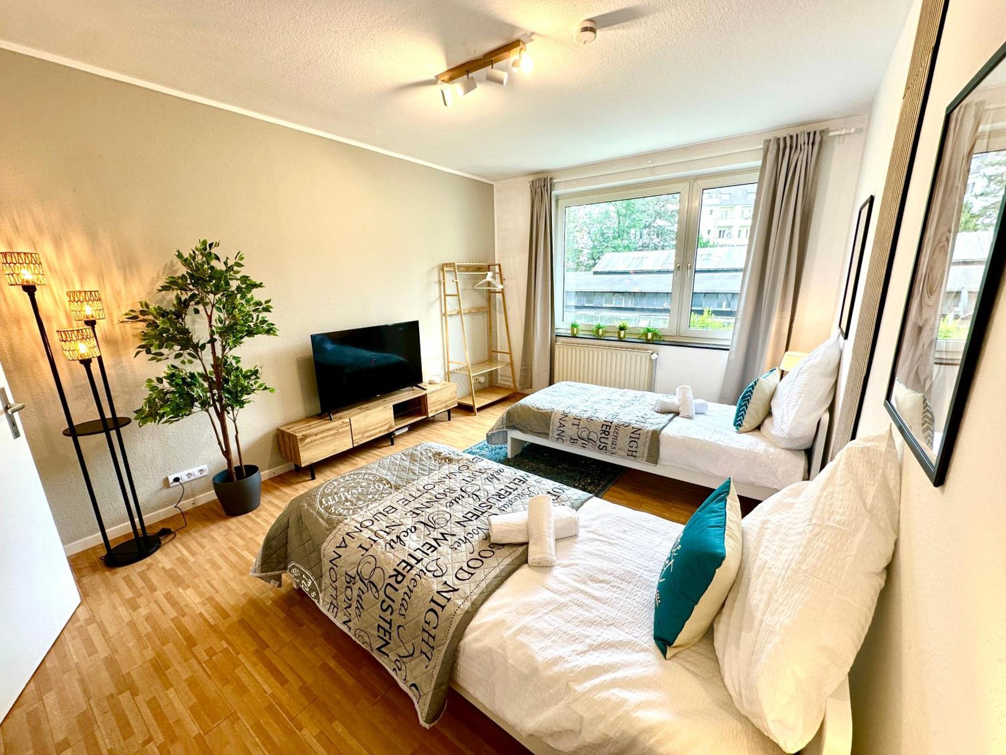 Pempelfort, Zentral, Balkon, Zu Fuss Zur Koe & Stadt, Netflix Apartment Düsseldorf